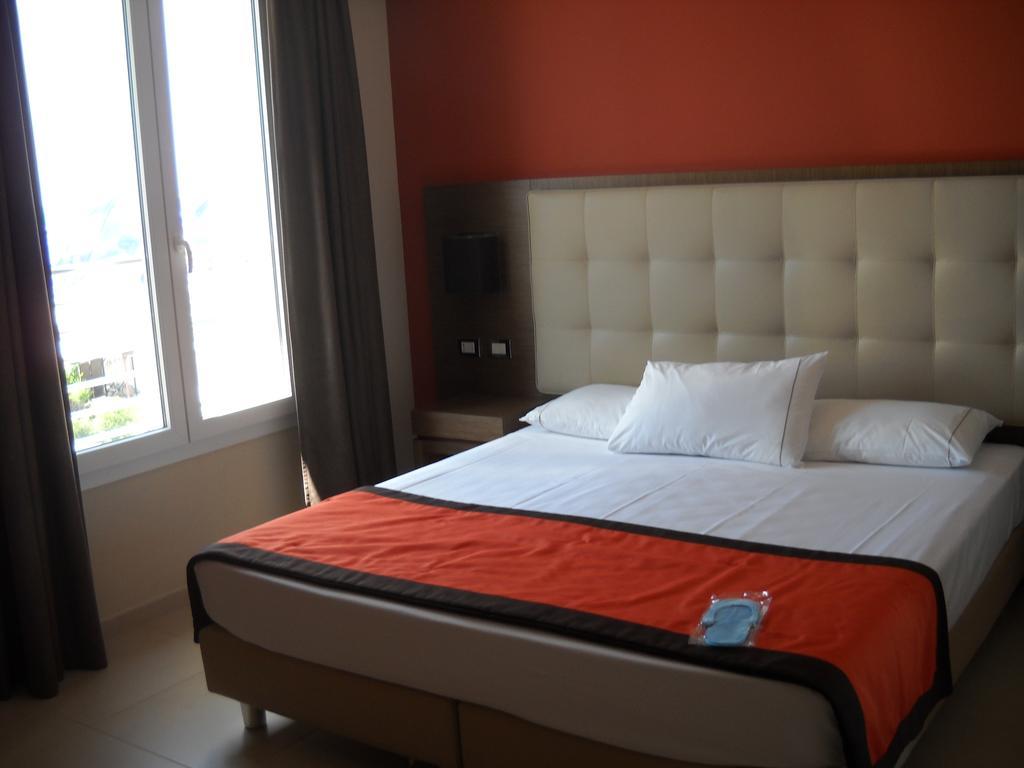 Hotel Tiber Fiumicino Room photo